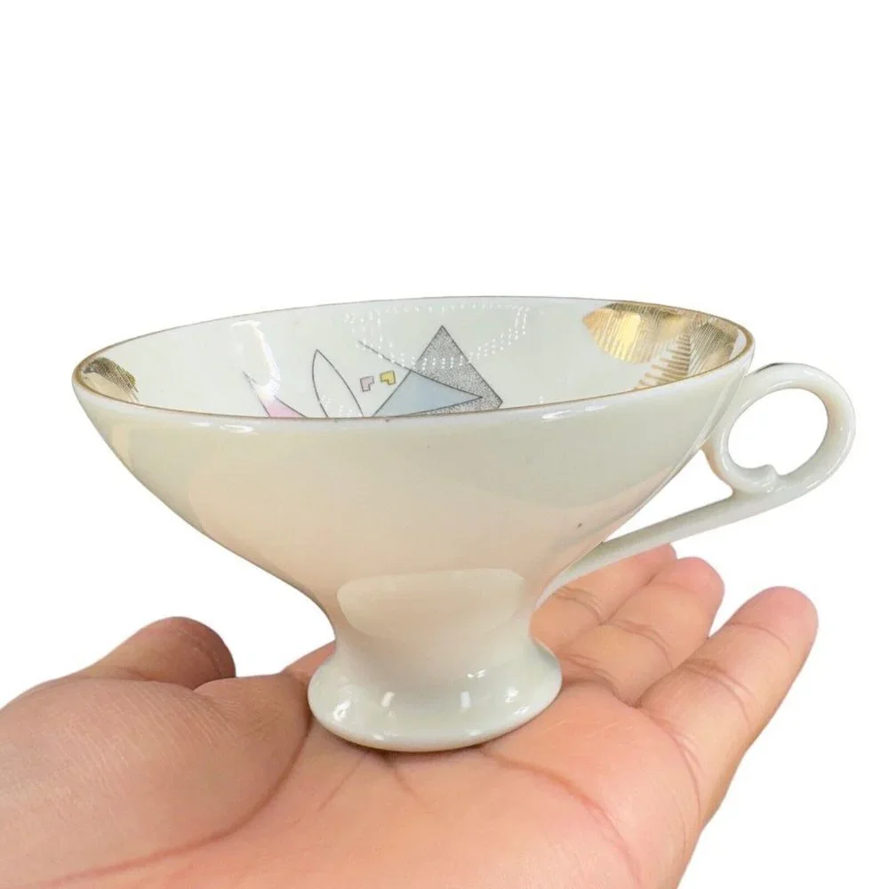 Bareuther Waldsassen Bavaria Germany Fine‎ Porcelain Ceramic Replacement Teacup